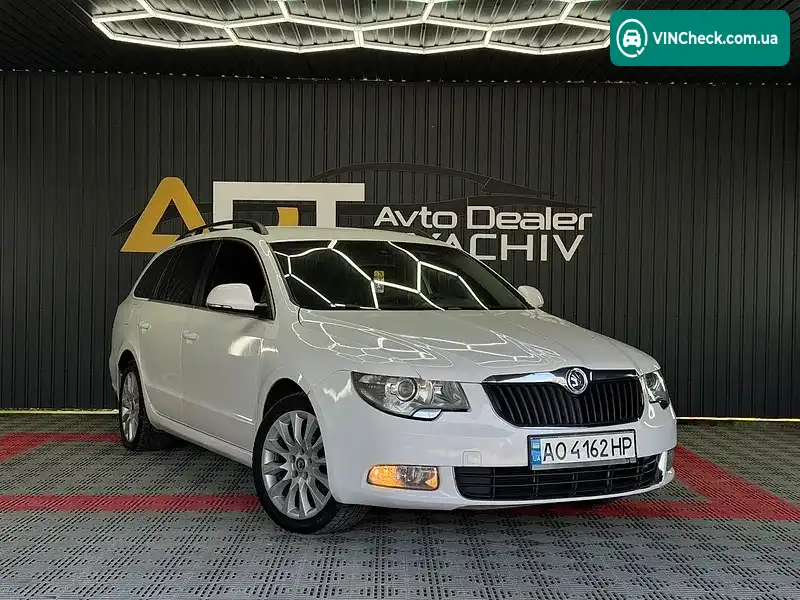 Skoda Superb 2011, фото з оголошення 1 з 19, VIN TMBJE73T5C9007871