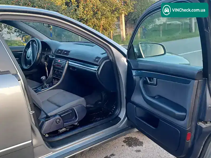 Audi A4 2004, фото з оголошення 1 з 13, VIN WAUZZZ8E75A111032