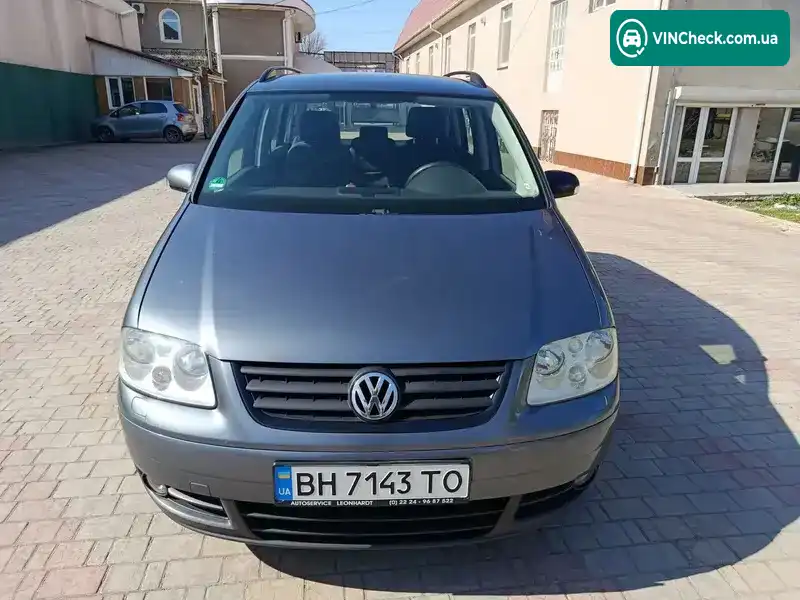 Volkswagen Touran 2004, фото з оголошення 1 з 14, VIN WVGZZZ1TZ5W010457