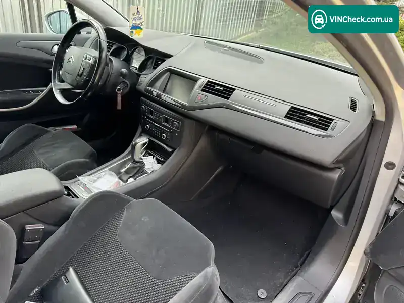 Citroen C5 2008, фото з оголошення 2 з 12, VIN VF7RWRHRJ54026181