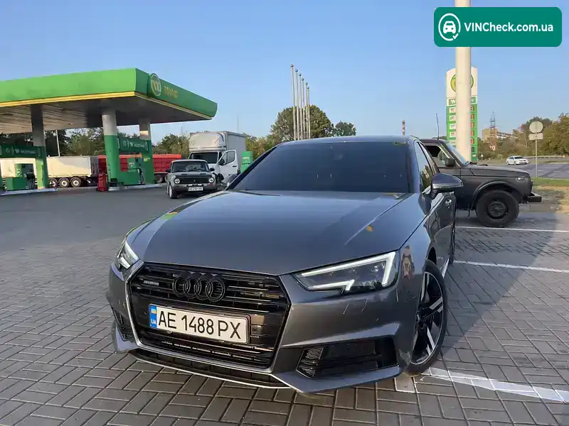 Audi A4 2016, фото з оголошення 1 з 10, VIN WAUENAF42HN035738