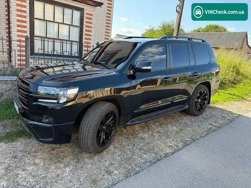Toyota Land Cruiser 2017, фото з оголошення 1 з 20, VIN JTMCV02J404225065