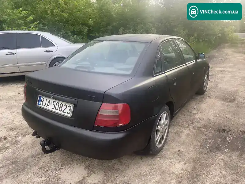 Audi A4 1998, фото з оголошення 1 з 7, VIN WAUZZZ8DZXA044443