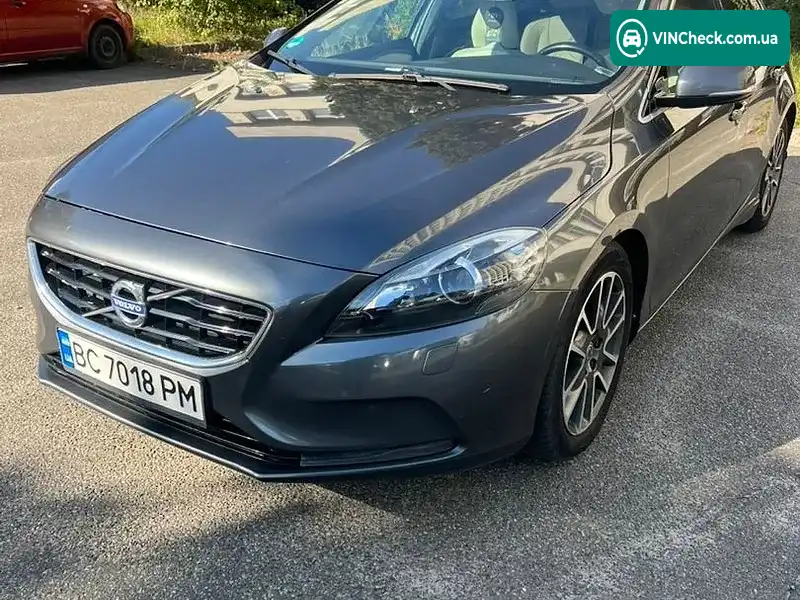 Volvo V40 2012, фото з оголошення 2 з 20, VIN YV1MV8481D2025587
