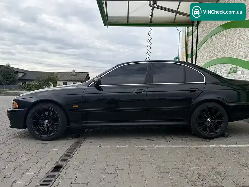 BMW 5 Series 2002, фото з оголошення 2 з 20, VIN WBADL81010GX65650