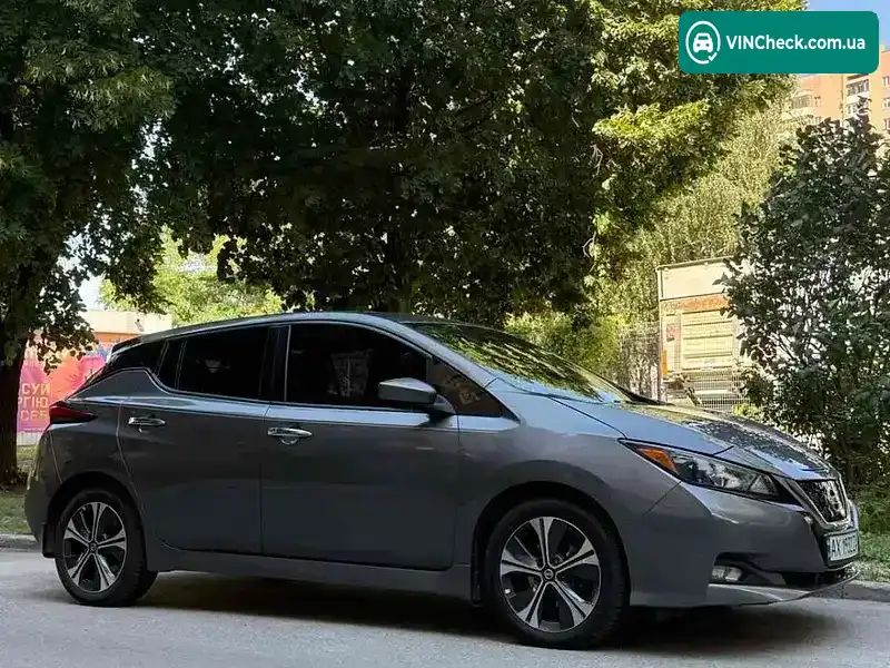 Nissan Leaf 2022, фото з оголошення 2 з 17, VIN 1N4AZ1CV9NC559145