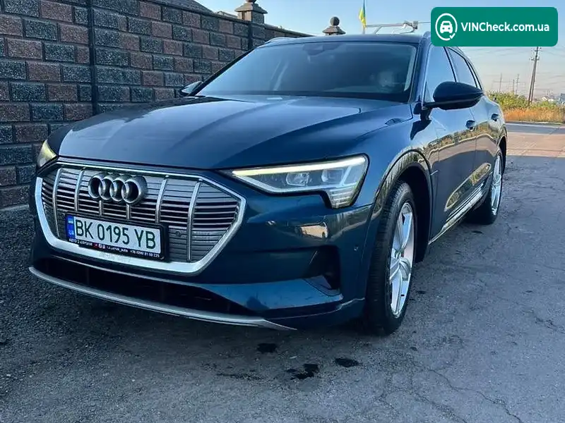 Audi e-tron 2019, фото з оголошення 1 з 20, VIN WAUZZZGE9LB014911