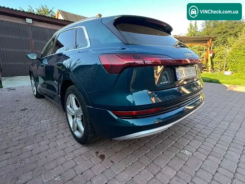 Audi e-tron 2019, фото з оголошення 2 з 20, VIN WAUZZZGE9LB014911