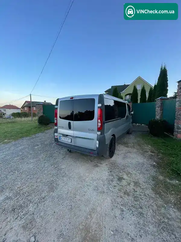 Renault Trafic 2010, фото з оголошення 2 з 7, VIN VF1FLBHB6AY341216