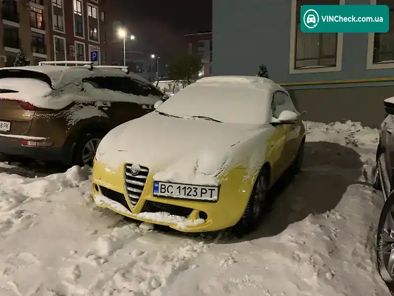Alfa Romeo MiTo 2010, фото з оголошення 2 з 16, VIN ZAR95500001124061