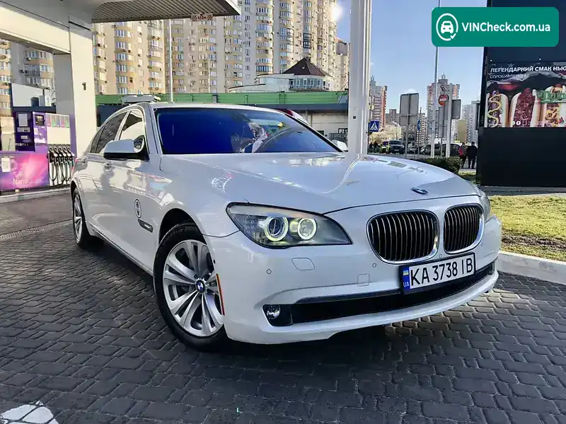 BMW 7 Series 2011, фото з оголошення 2 з 20, VIN WBAKB4C5XCC575319
