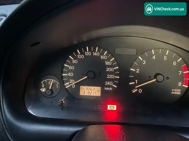 Mitsubishi Carisma 2003, фото з оголошення 2 з 6, VIN XMCLNDA1A3F018869