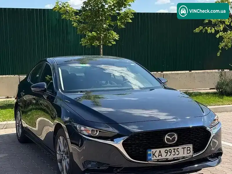 Mazda 3 2021, фото з оголошення 2 з 10, VIN JM1BPAAL5M1342742