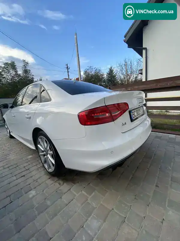Audi A4 2015, фото з оголошення 1 з 20, VIN WAUFFAFL5GN010372