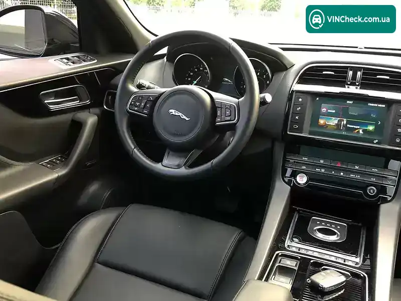 Jaguar F-Pace 2018, фото з оголошення 2 з 20, VIN SADCJ2GX8JA296359