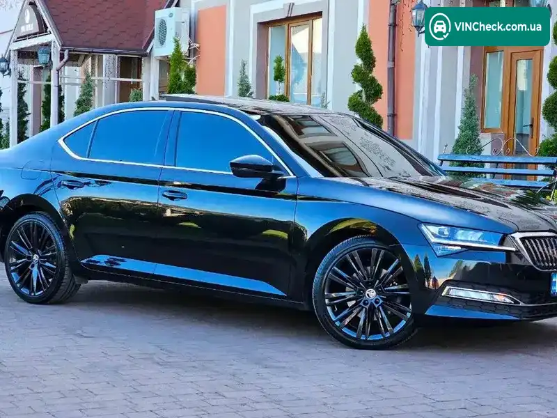 Skoda Superb 2019, фото з оголошення 1 з 21, VIN TMBCJ7NP9L7009302