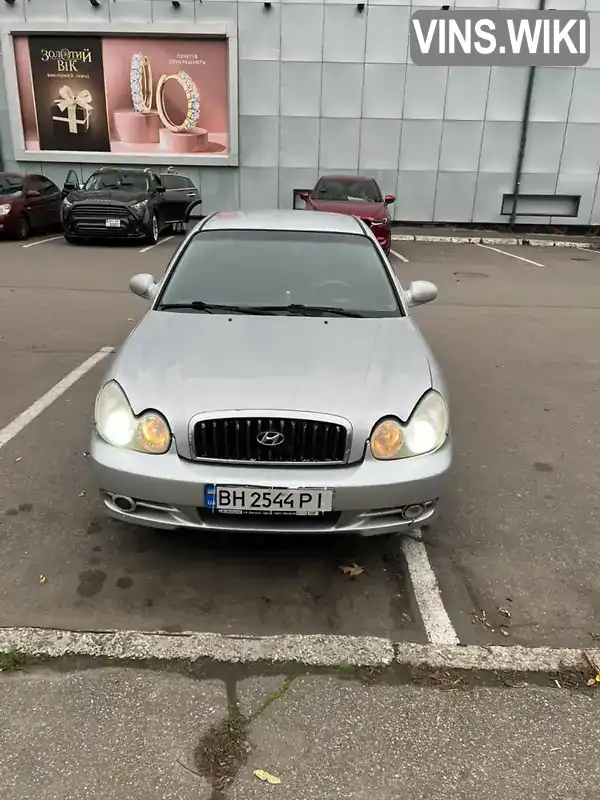 Hyundai Sonata 2004, фото з оголошення 2 з 21, VIN KMHEM41BP4A924931
