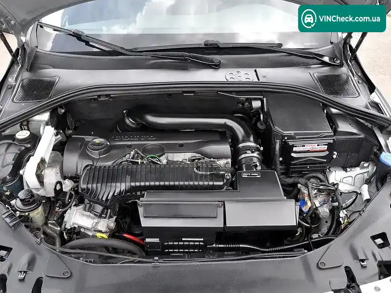 Volvo S60 2013, фото з оголошення 2 з 21, VIN YV1612FHXD1213807