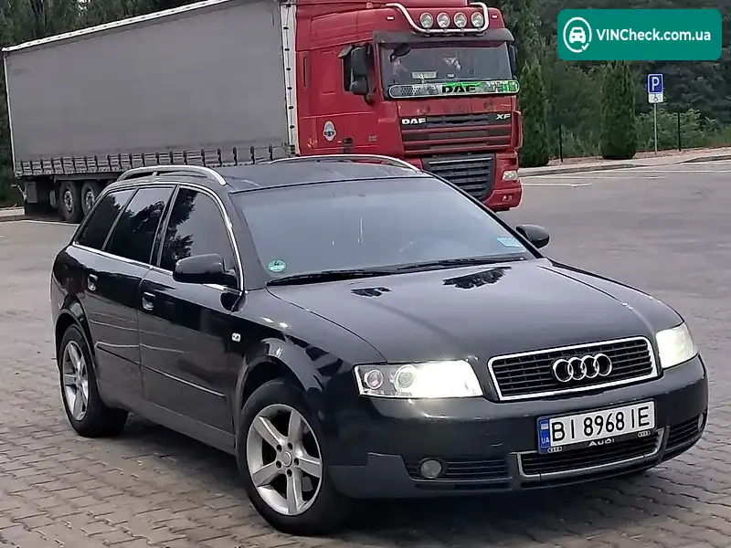 Audi A4 2002, фото з оголошення 1 з 11, VIN WAUZZZ8E32A297180