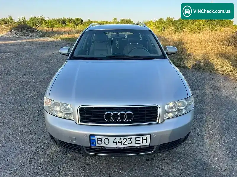 Audi A4 2001, фото з оголошення 2 з 15, VIN WAUZZZ8E22A132043