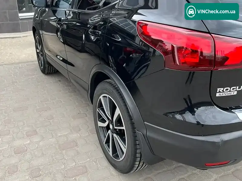Nissan Rogue Sport 2017, фото з оголошення 2 з 19, VIN JN1BJ1CR6HW117194