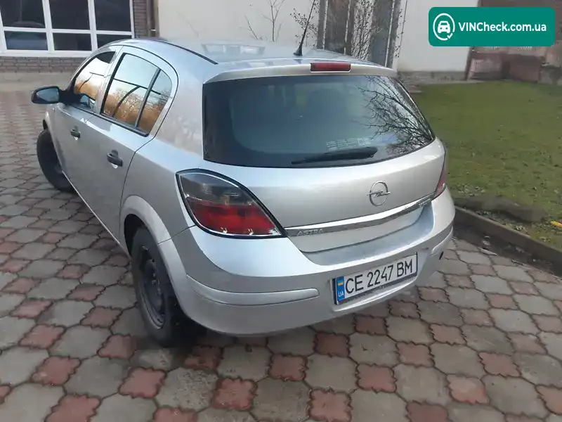 Opel Astra 2011, фото з оголошення 2 з 15, VIN W0L0AHL48C2028038