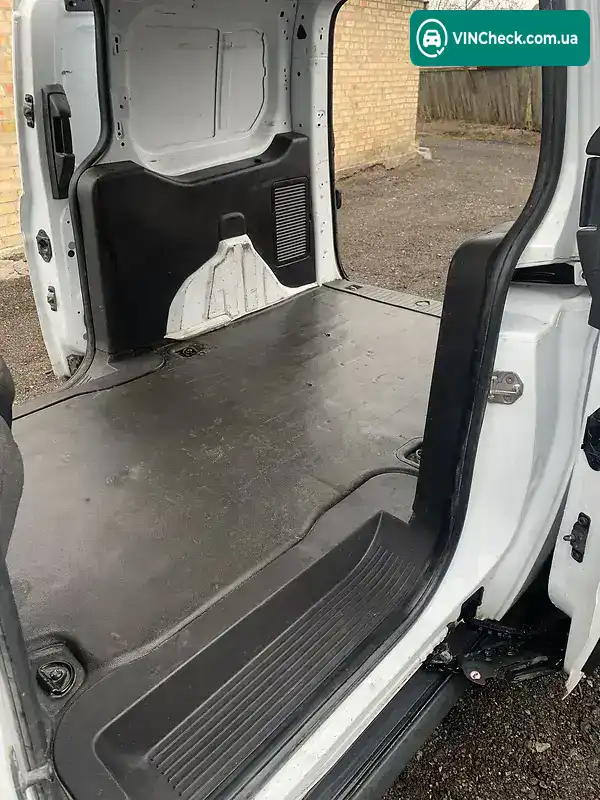 Ford Transit Connect 2015, фото з оголошення 1 з 13, VIN NM0LS7F78F1216246