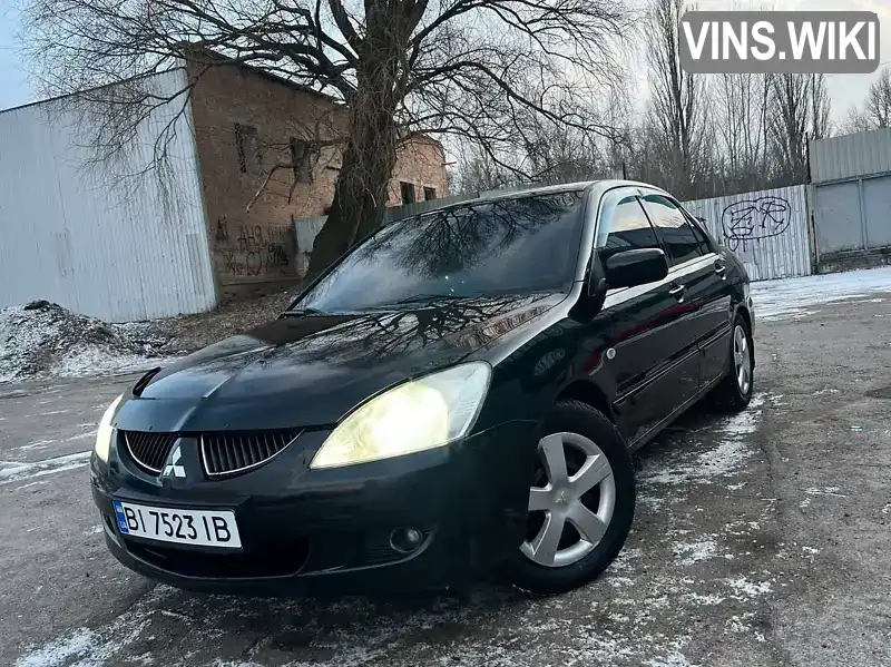 Mitsubishi Lancer 2004, фото з оголошення 1 з 18, VIN JMBSRCS3A5U005194