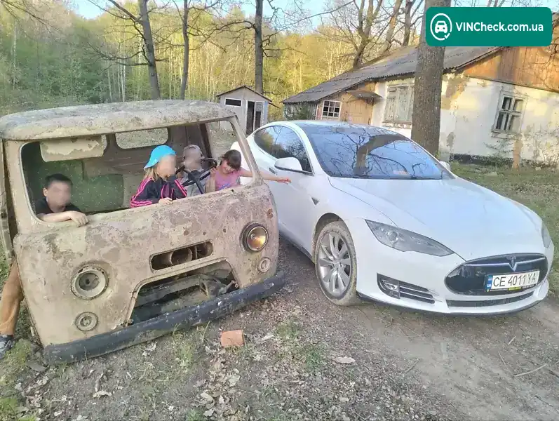 Tesla Model S 2016, фото з оголошення 2 з 21, VIN 5YJSA1E25GF132639
