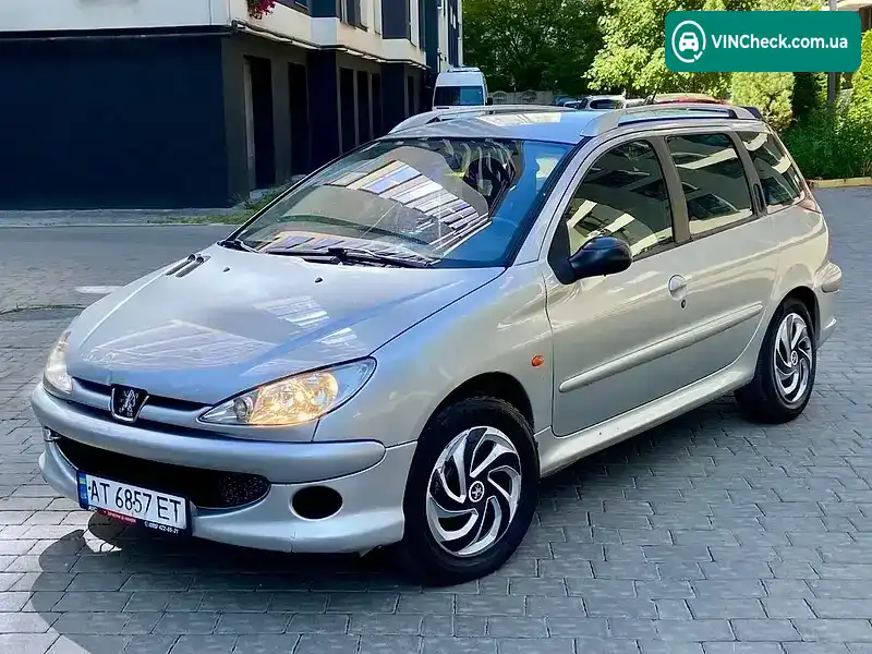 Peugeot 206 2006, фото з оголошення 2 з 8, VIN VF32E8HZA47513772