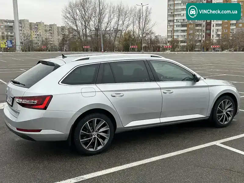 Skoda Superb 2019, фото з оголошення 2 з 17, VIN TMBLJ8NPXKB300229