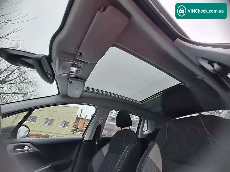 Peugeot 2008 2017, фото з оголошення 2 з 20, VIN VF3CUHNVTHY032225