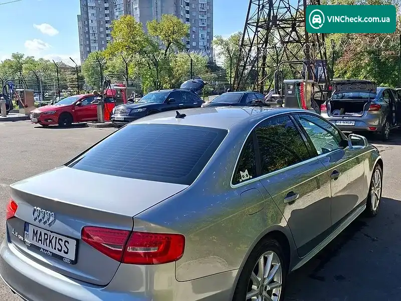 Audi A4 2015, фото з оголошення 2 з 12, VIN WAUAFAFL9GN002608