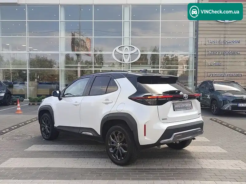 Toyota Yaris Cross 2023, фото з оголошення 2 з 10, VIN JTDKBABB50A265613