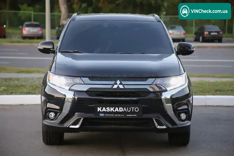 Mitsubishi Outlander 2018, фото з оголошення 2 з 20, VIN JA4JZ3AX6KZ606399