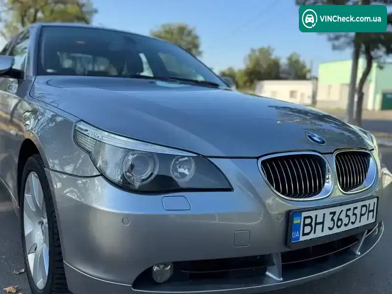 BMW 5 Series 2006, фото з оголошення 2 з 12, VIN WBANM71020CP19148