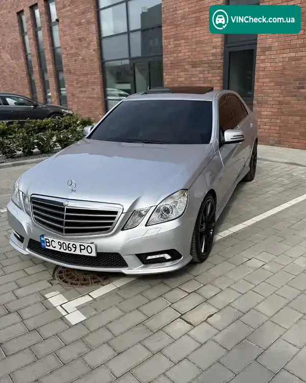 Mercedes-Benz E-Class 2011, фото з оголошення 2 з 13, VIN WDDHF2EBXBA405521