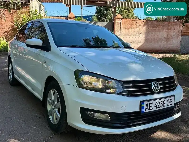 Volkswagen Polo 2017, фото з оголошення 2 з 8, VIN XW8ZZZ61ZJG008907