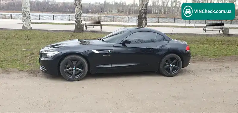 BMW Z4 2011, фото з оголошення 1 з 10, VIN WBALM5C5XBE380067