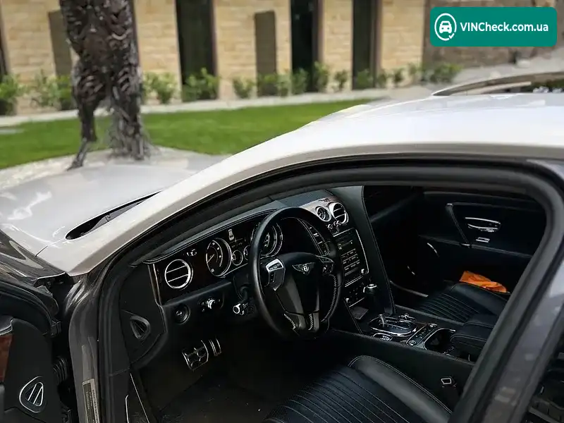 Bentley Flying Spur 2018, фото з оголошення 2 з 16, VIN SCBEN53WXJC069544