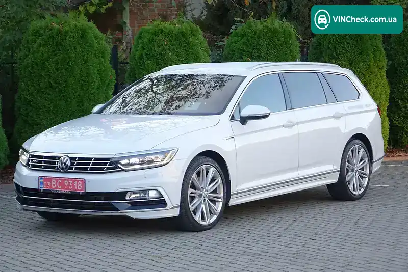 Volkswagen Passat 2018, фото з оголошення 1 з 12, VIN WVWZZZ3CZJE229228
