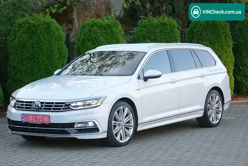Volkswagen Passat 2018, фото з оголошення 2 з 12, VIN WVWZZZ3CZJE229228