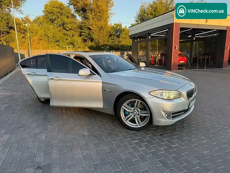 BMW 5 Series 2011, фото з оголошення 2 з 20, VIN WBAFW1108BDU25519