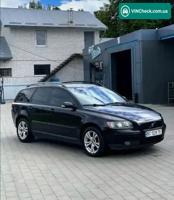 Volvo V50 2006, фото з оголошення 1 з 7, VIN YV1MW765272303035