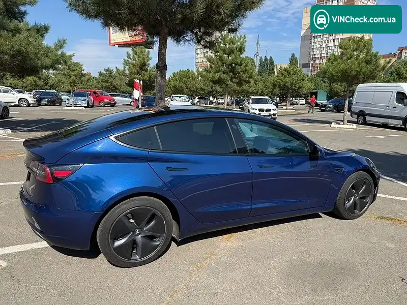 Tesla Model 3 2021, фото з оголошення 2 з 15, VIN 5YJ3E1EA2MF094055
