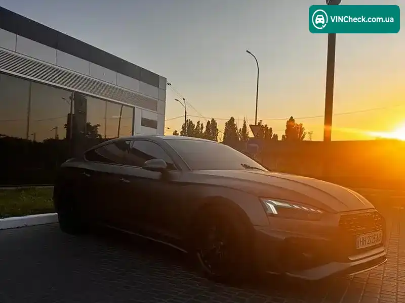 Audi A5 2022, фото з оголошення 2 з 12, VIN WAUFACF50NA032635