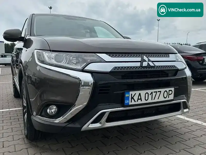 Mitsubishi Outlander 2019, фото з оголошення 1 з 21, VIN JMBXTGF2WLZ000485