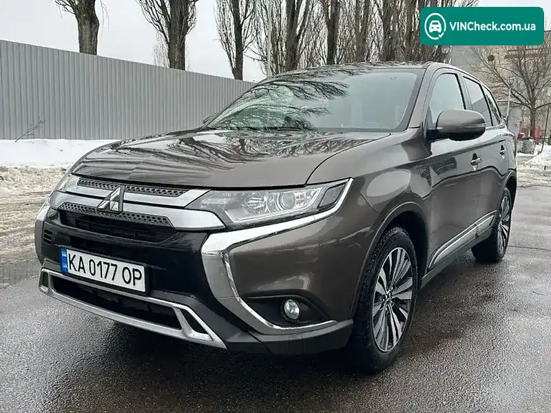 Mitsubishi Outlander 2019, фото з оголошення 2 з 21, VIN JMBXTGF2WLZ000485