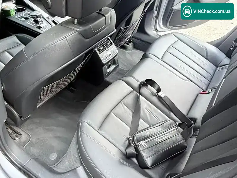 Audi A4 2016, фото з оголошення 2 з 11, VIN WAUANAF4XHN028308