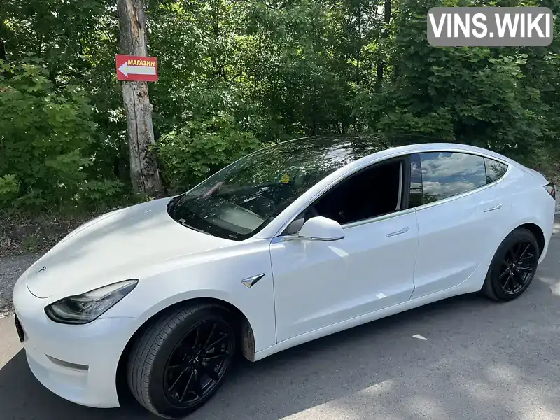 Tesla Model 3 2020, фото з оголошення 2 з 21, VIN 5YJ3E1EA8LF658886
